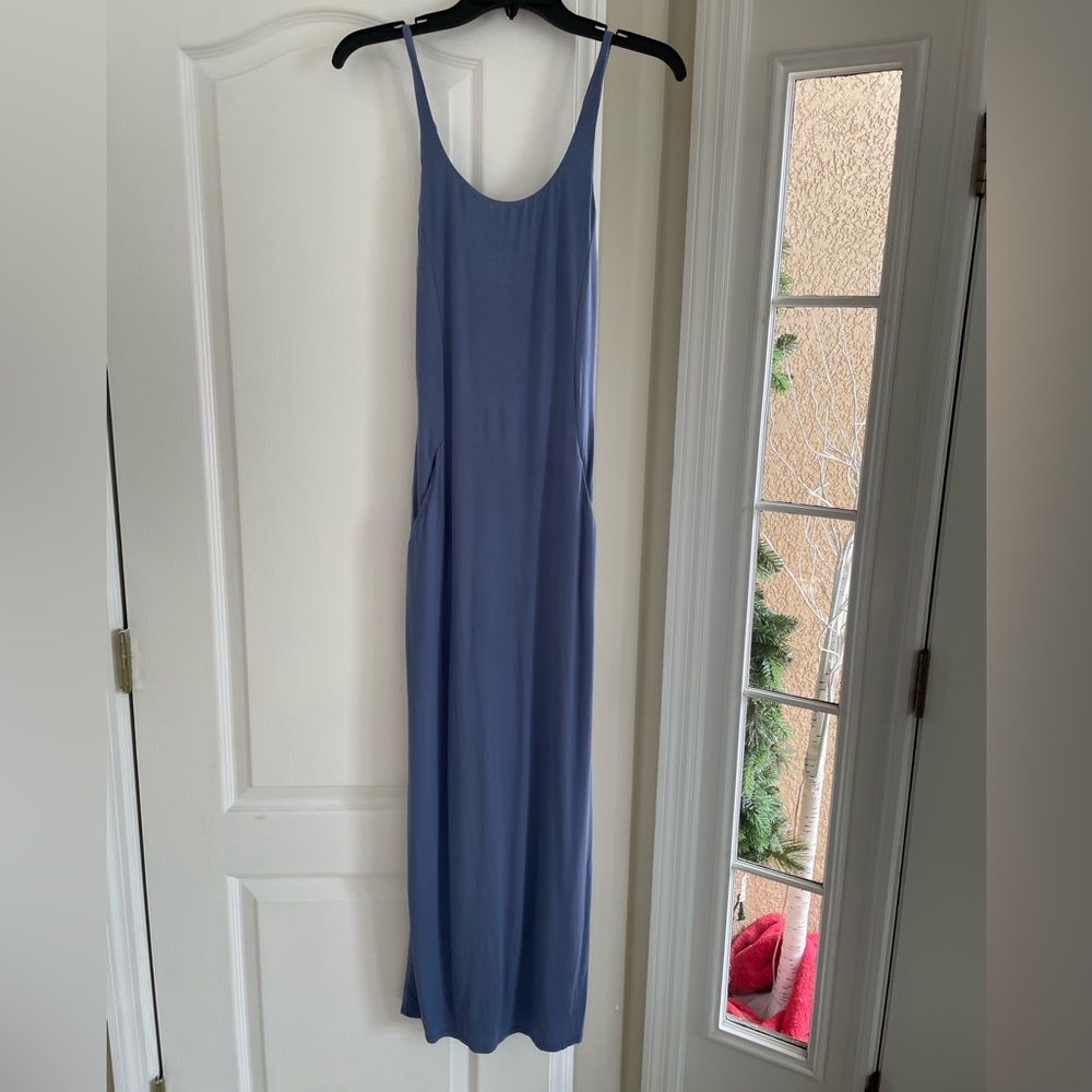 Lulus Womens Maxi Dress with Pockets. Size Small